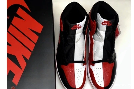 1 AIR RED TO RETRO 